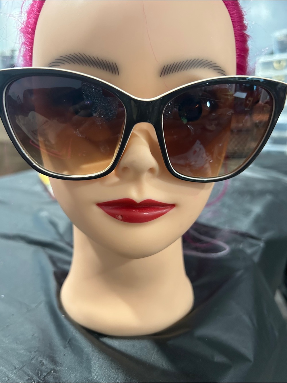 Vintage Dark Brown Cat-Eye Women's Sunglasses with Brown Gradient Lenses